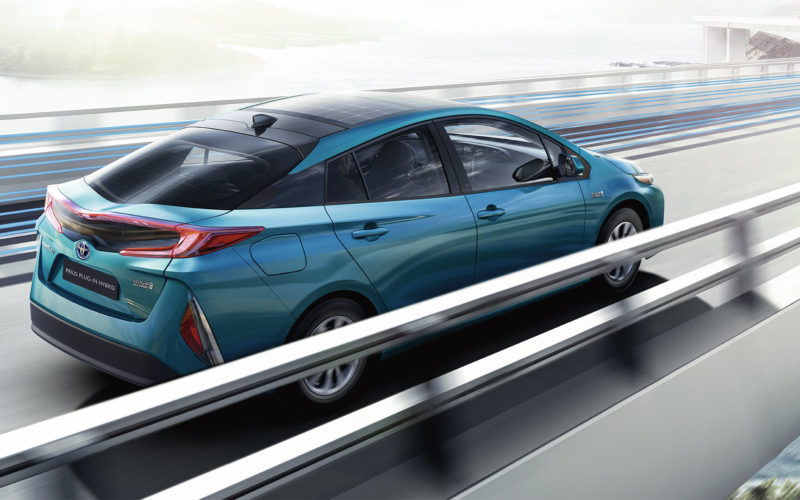 toyota-prius-plugin-02 toyota-prius-plugin-02