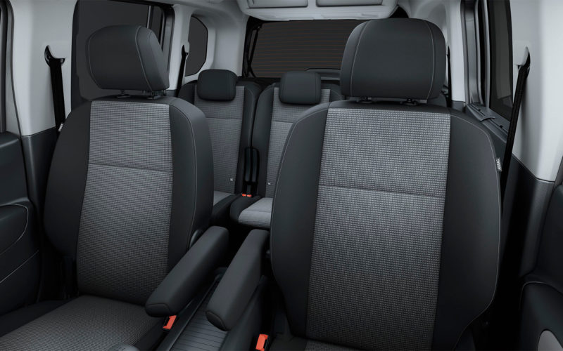 toyota-proace-city-verso-2020-gallery-07-full_tcm-3027-1858789_tcm-3027-1858789 toyota-proace-city-verso-2020-gallery-07-full_tcm-3027-1858789_tcm-3027-1858789