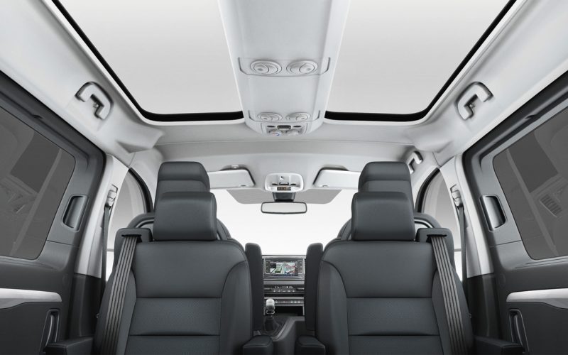 toyota-proace-verso-2019-gallery-015-full_tcm-3027-1703799-min_tcm-3027-1703799 toyota-proace-verso-2019-gallery-015-full_tcm-3027-1703799-min_tcm-3027-1703799
