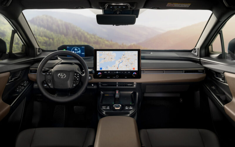 2025-bz4xtouring-int-02b